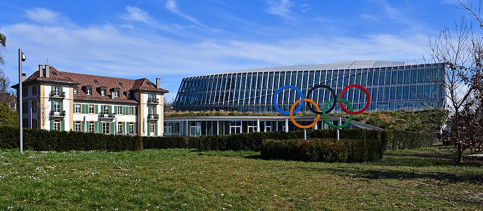 Fayl:International Olympic Committee Headquarters (2).jpg