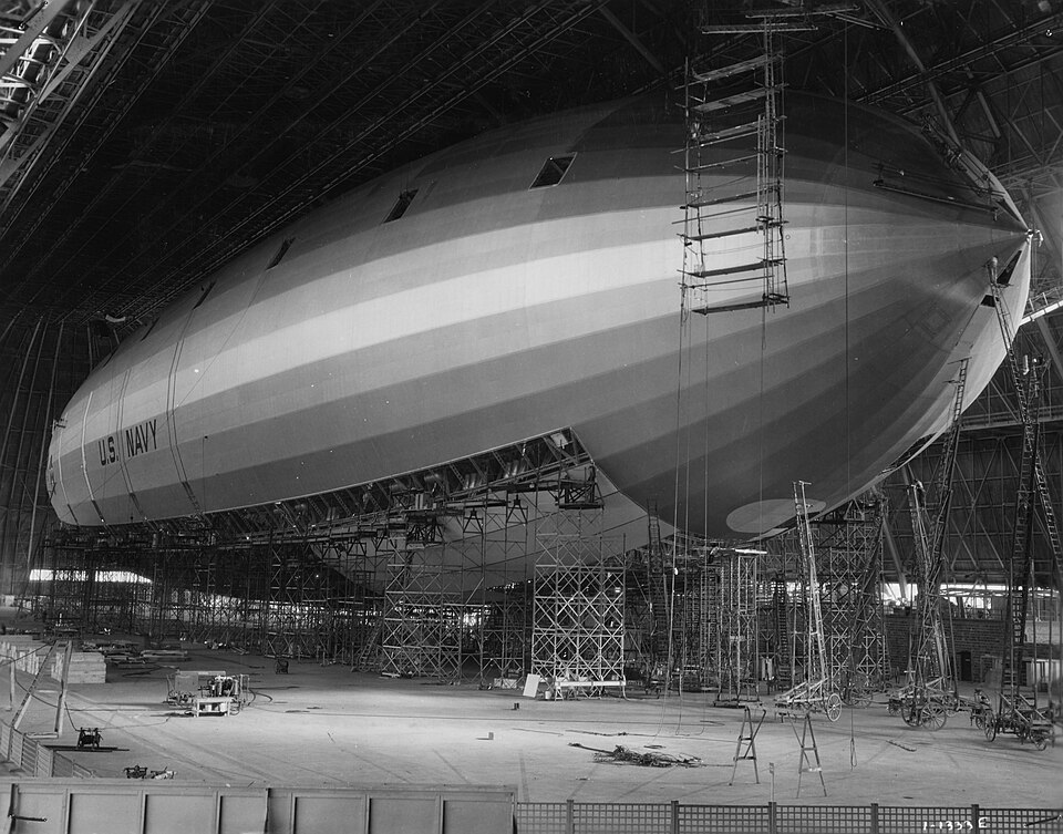 Fayl:Macon construction.jpg