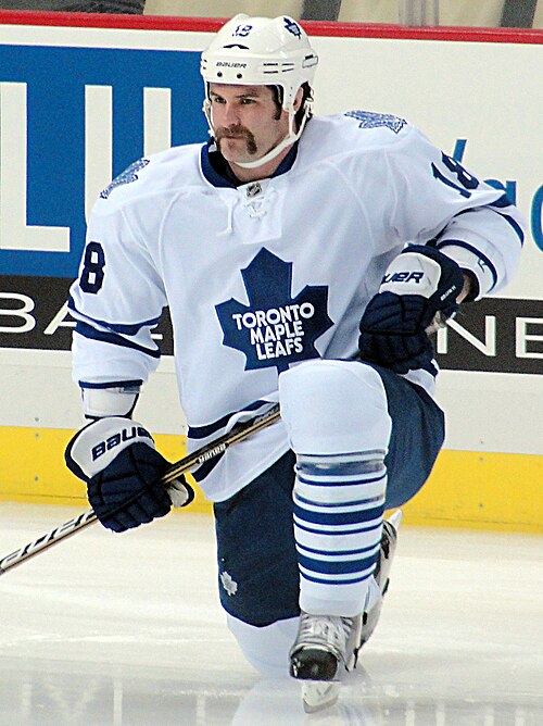 Fayl:Mike Brown 2012-03-07.JPG