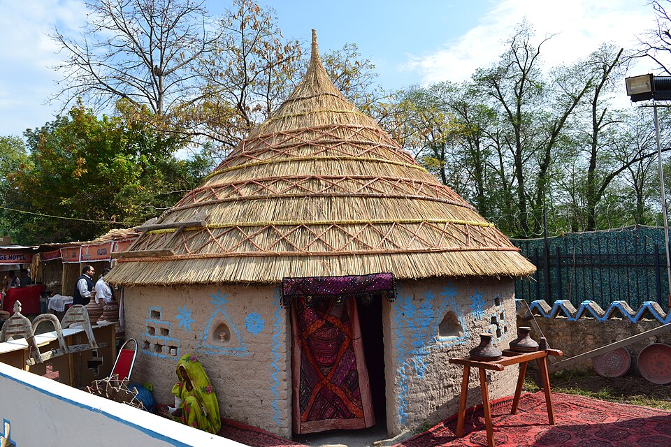 Fayl:Sindhi desert Home.JPG