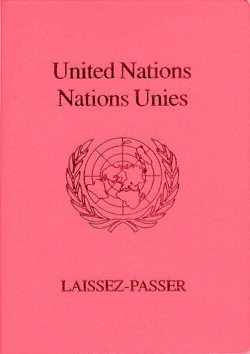 Fayl:UN-laissez-passer red.jpg