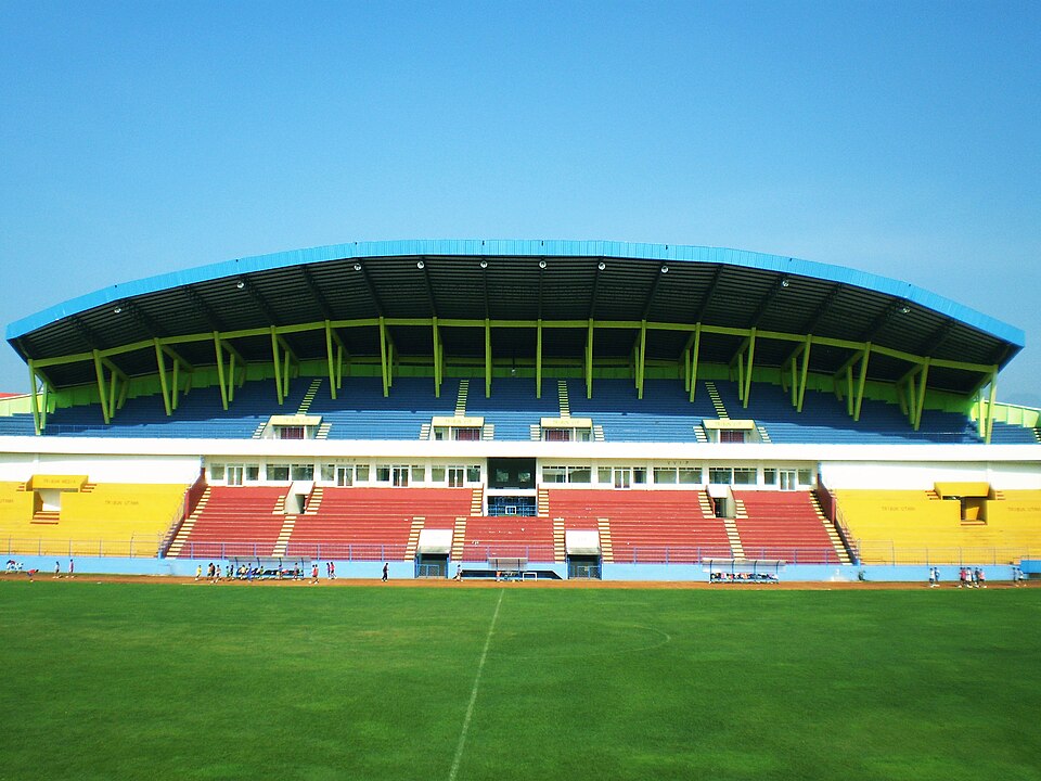 Fayl:Gajayana Stadium.jpg
