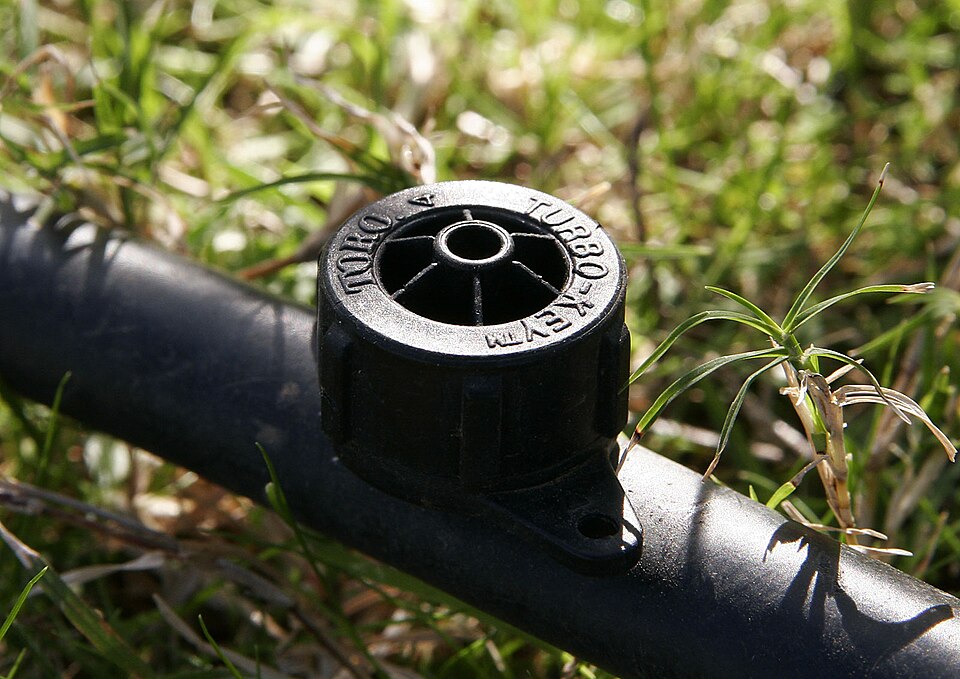 Fayl:Irrigation dripper.jpg
