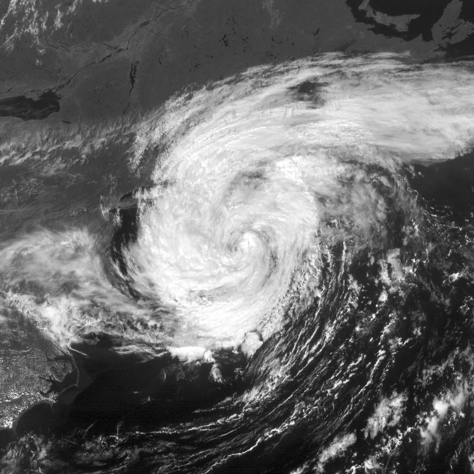 Fayl:Jose Geostationary VIS-IR 2017.png