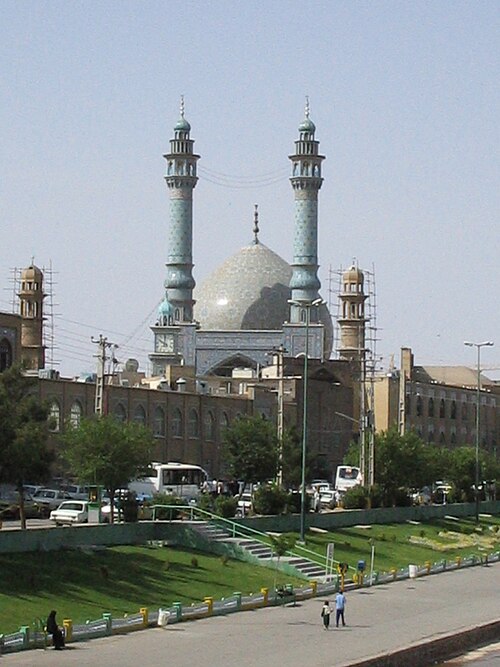 Fayl:Qom masjed-e-hazrat-masumeh.jpg