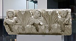Gandhara uslubida musiqachilarni koʻrsatadigan yunon-buddist friz.