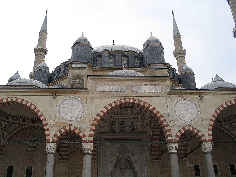Fayl:Edirne mosque.jpg