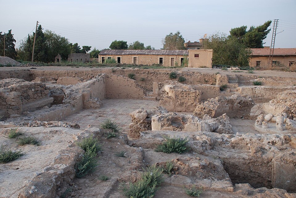 Fayl:Hasakah,citadel.jpg