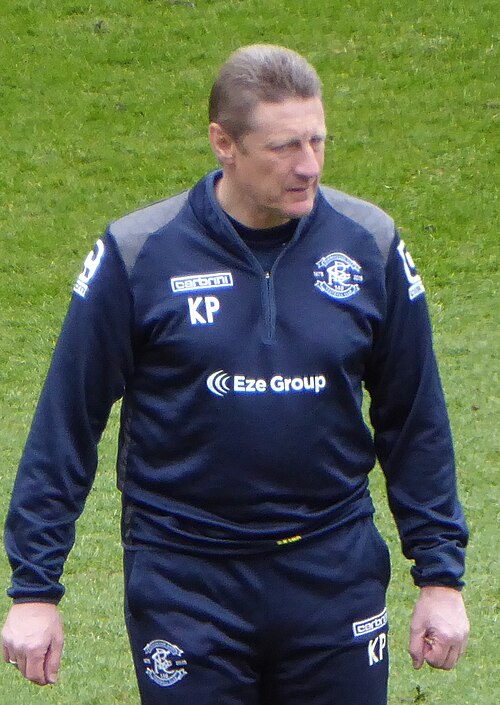 Fayl:Kevin Poole April 2015.JPG