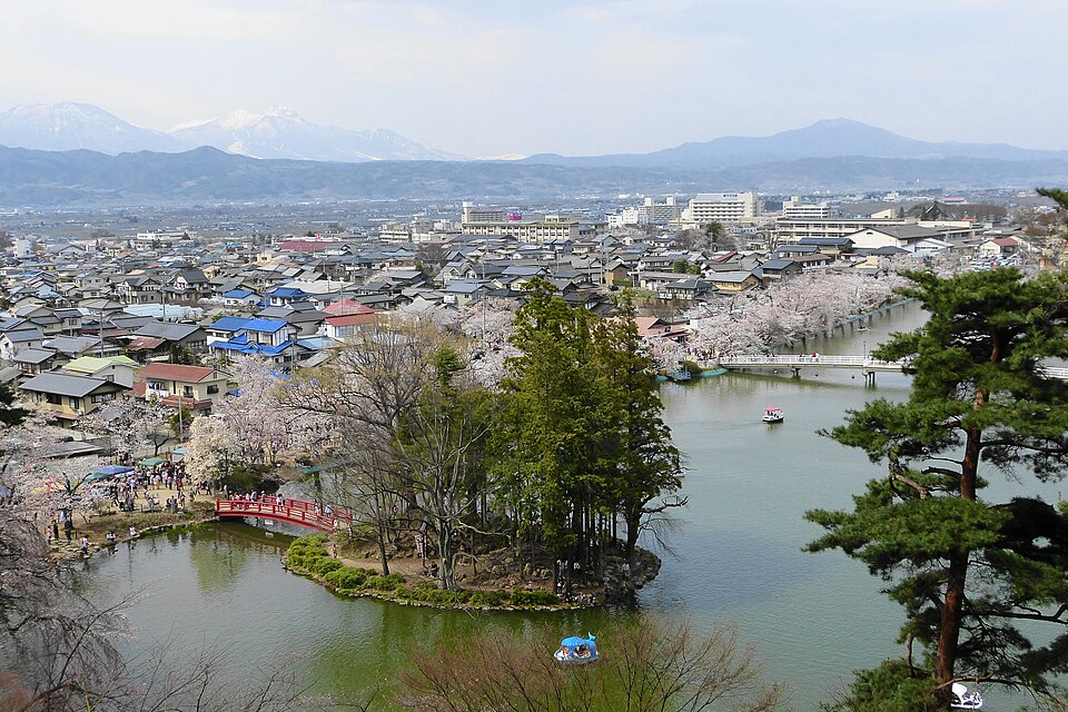Fayl:Garyu-koen sakura.JPG