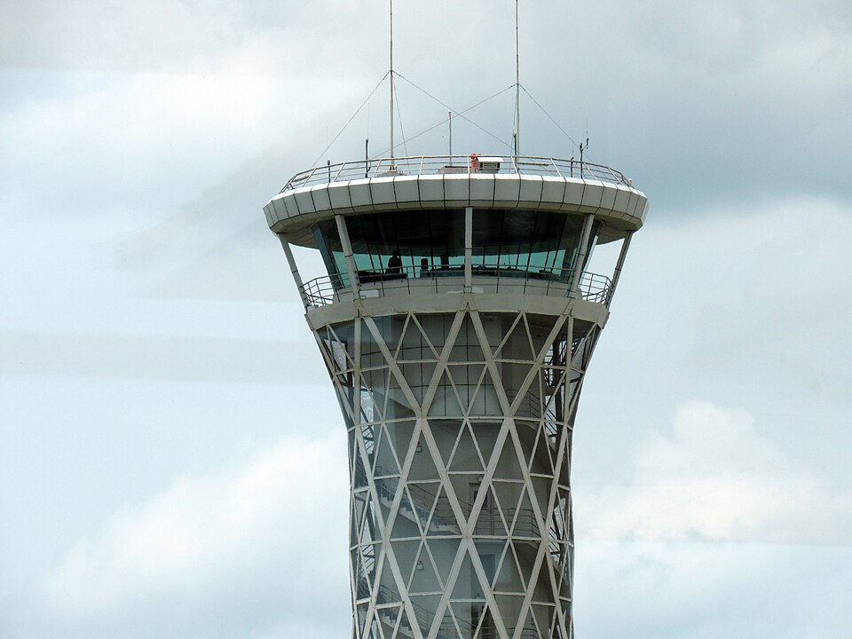 Fayl:MattalaControlTower-April2015.JPG