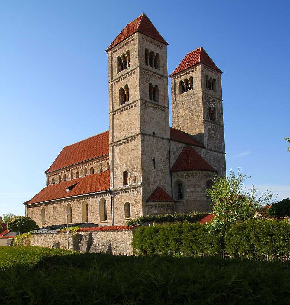 Fayl:Altenstadt-St Michael-08-Suedostansicht-gje.jpg