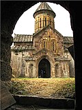 Pitareti monastiri.[4]