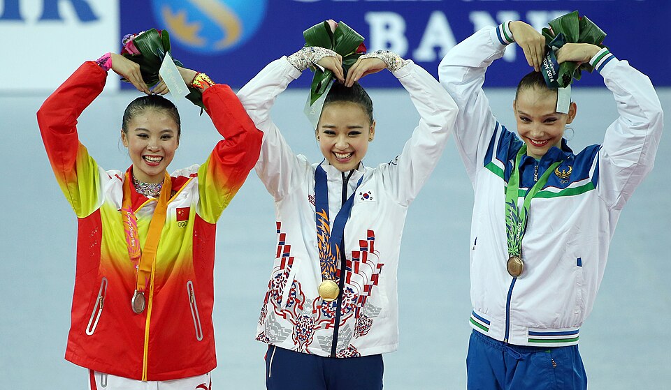 Fayl:Incheon AsianGames Gymnastics Rhythmic 13.jpg