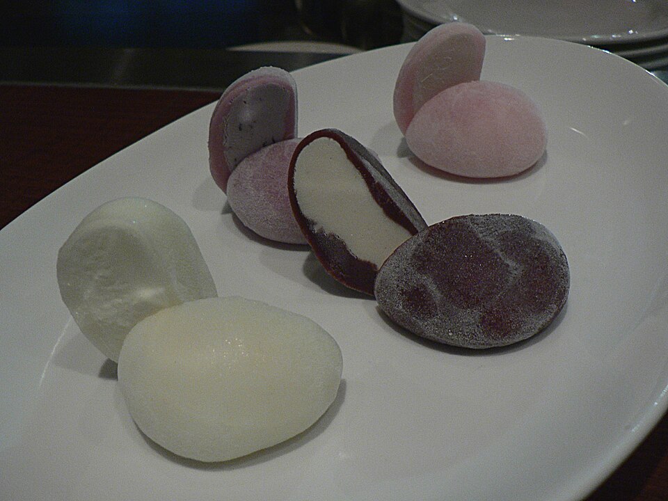 Fayl:Various mochi icecream.jpg