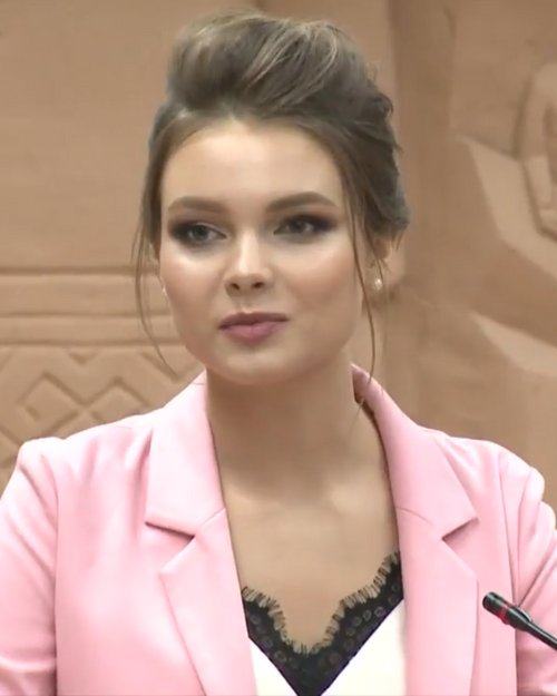 Fayl:Yulia Polyachikhina 2018 2.png