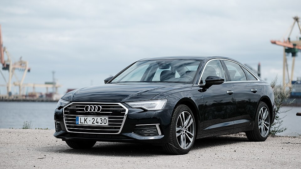 Fayl:Audi A6 2018 (44686504882).jpg