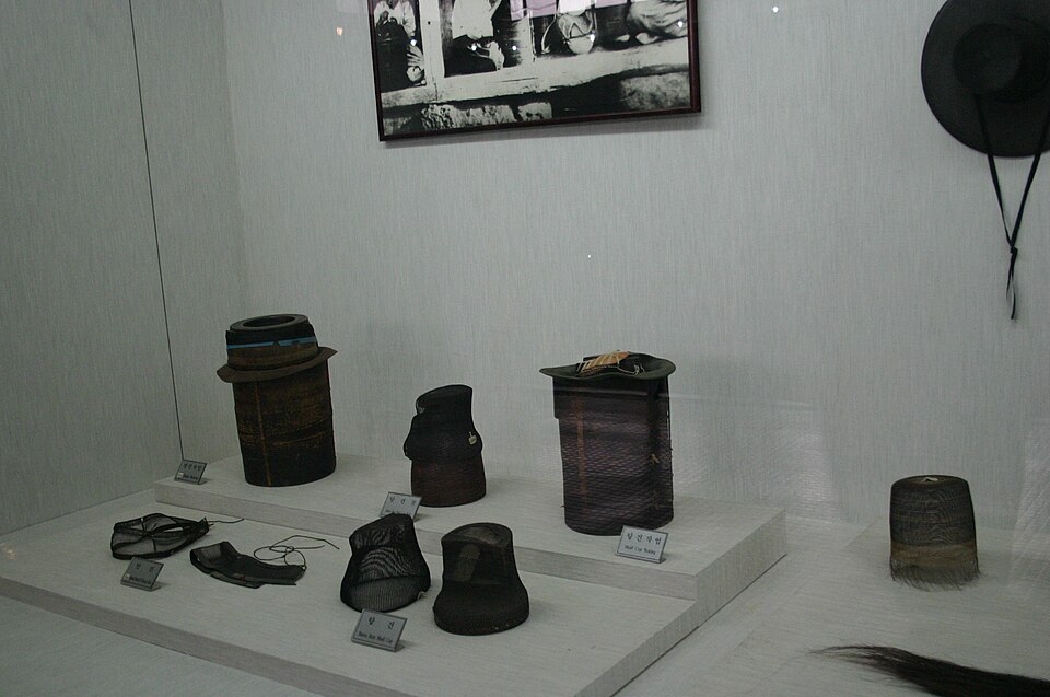 Fayl:Korea-Jeju-Museum-14.jpg