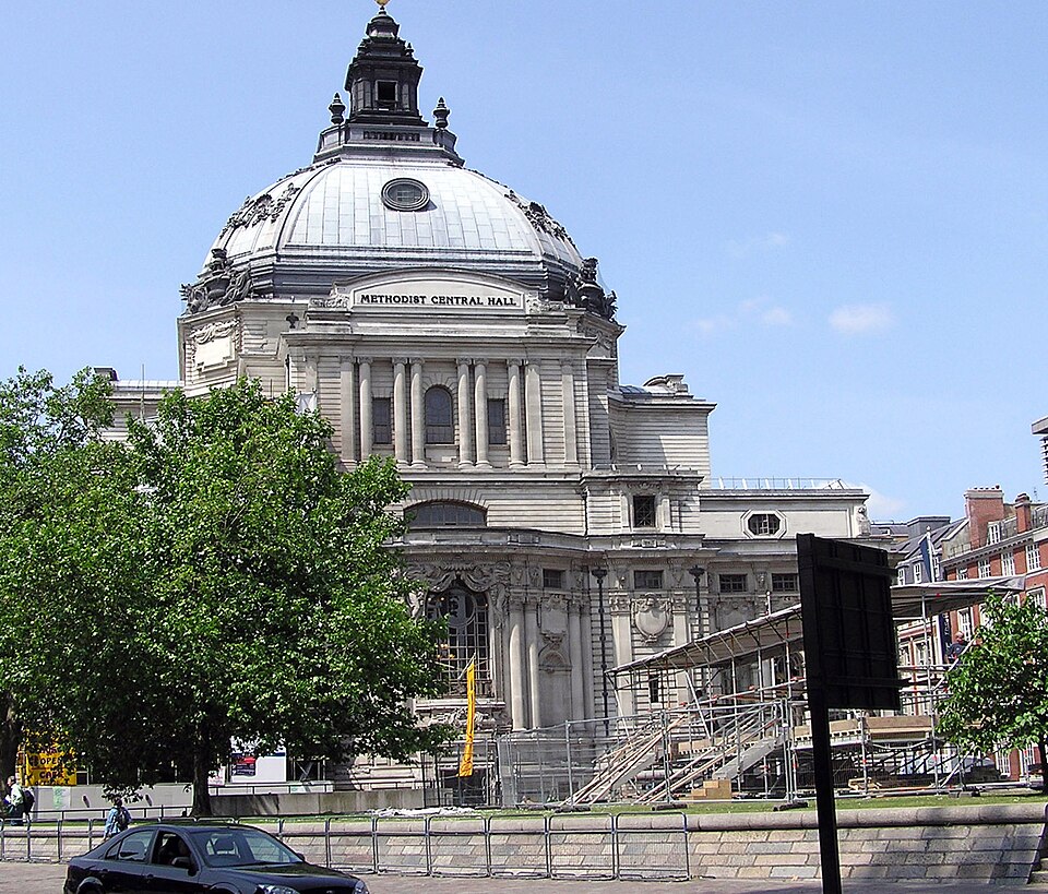 Fayl:Methodist.central.hall.london.arp.jpg