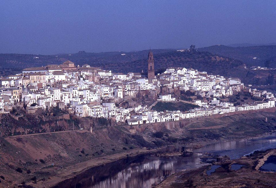 Fayl:Montoro2.jpg