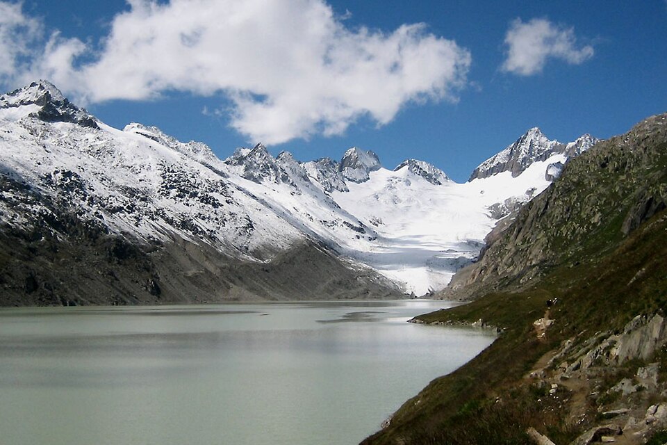 Fayl:Oberaargletscher Oberaarsee.jpg