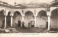 Eski madrasa, hozir vayron qilingan