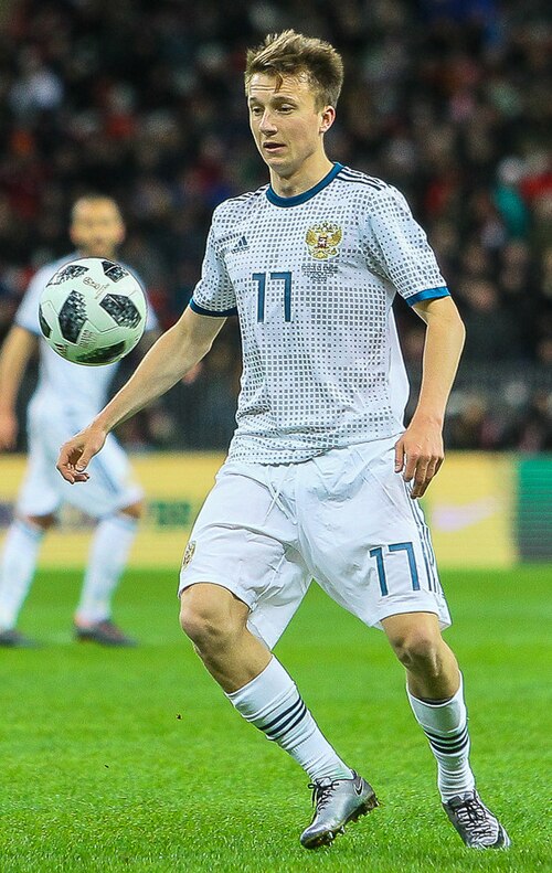 Fayl:Aleksandr Golovin 2018.jpg