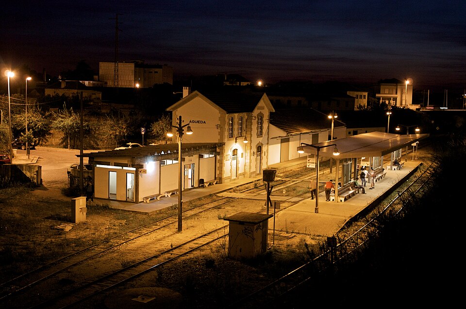 Fayl:Estação de Águeda, 2009.10.28.jpg