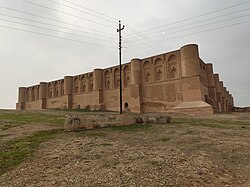 Samarra yaqinidagi Qasr al-Oshiq. 878—882-yillar oraligʻida qurilgan[99].