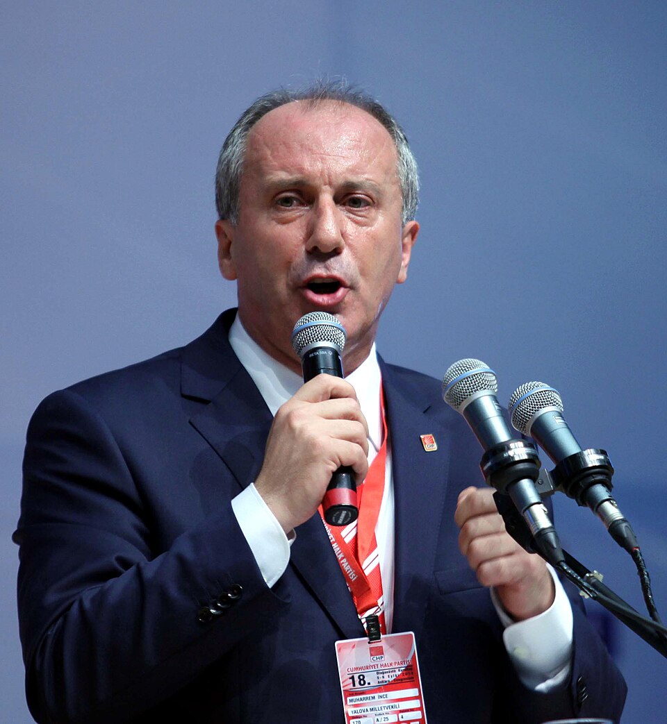 Fayl:Muharrem İnce.jpg