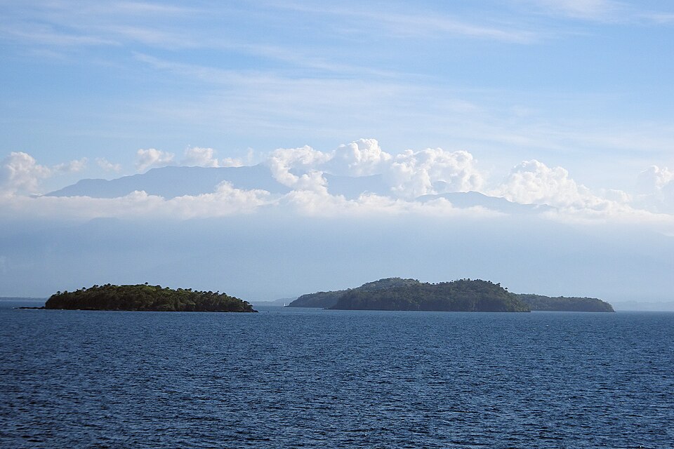 Fayl:Baco Islands.JPG