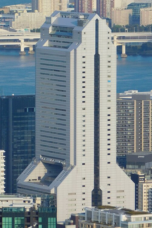 Fayl:NEC Supertower 2023.jpg