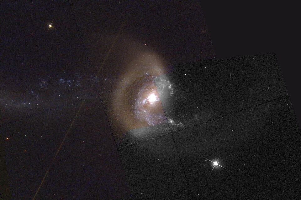Fayl:Ngc7714-hst-R814G555B380.jpg