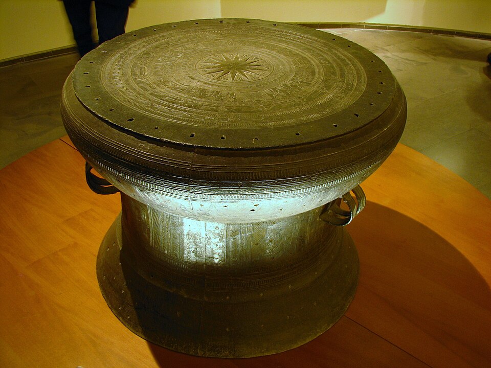 Fayl:Trong dong Dong Son Guimet.jpg