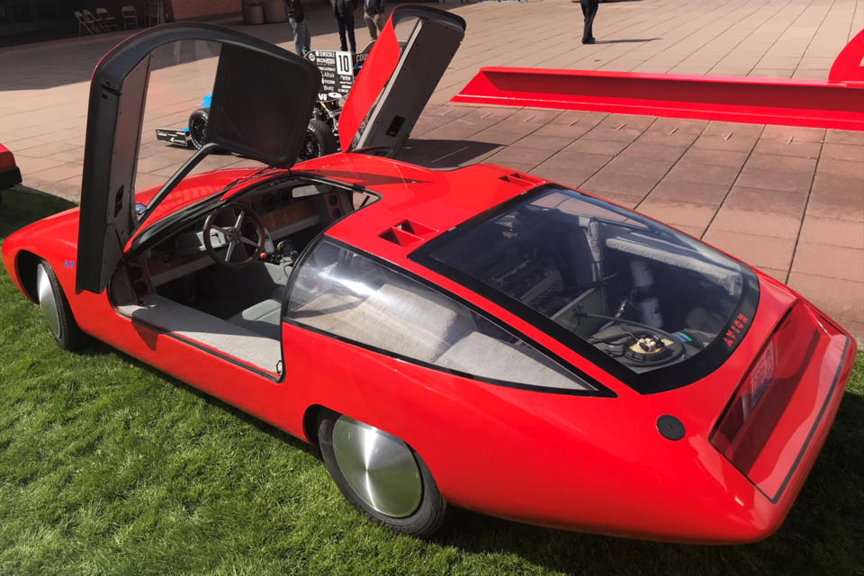 Fayl:Avion (concept car, 1984).png