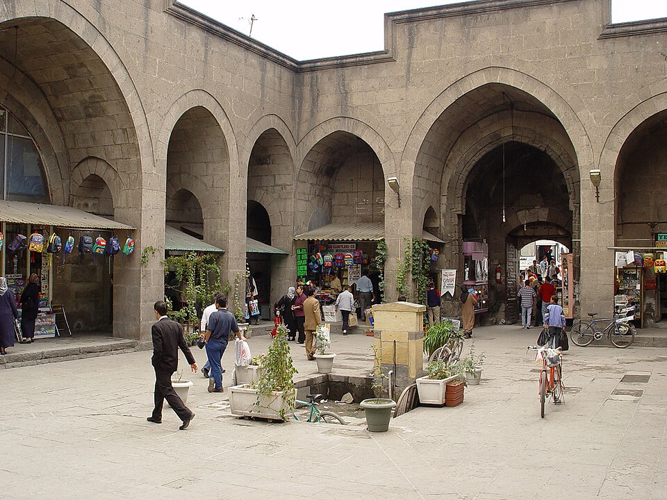 Fayl:Kayseri Sahabiye Medresesi 2455.jpg