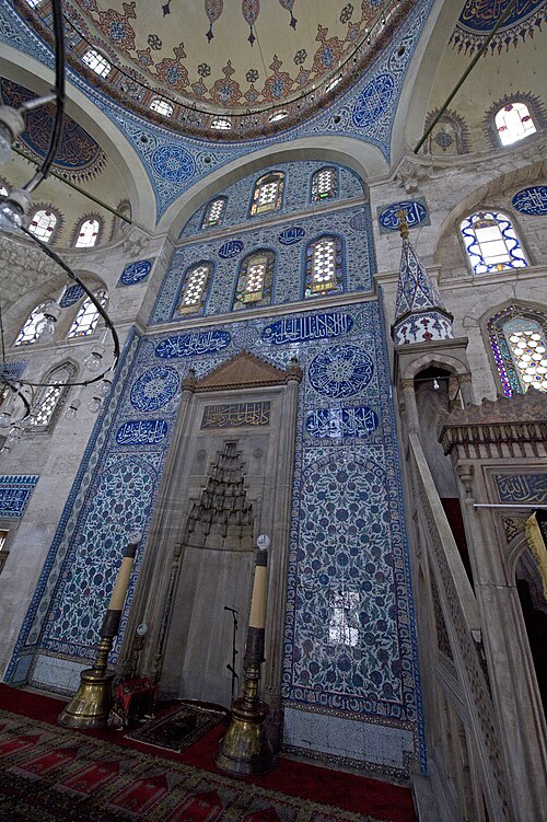 Fayl:Sokollu Mehmet Pasha mosque 5710.jpg