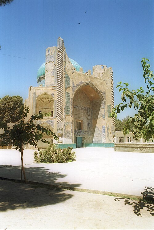Fayl:15c green mosque.jpg