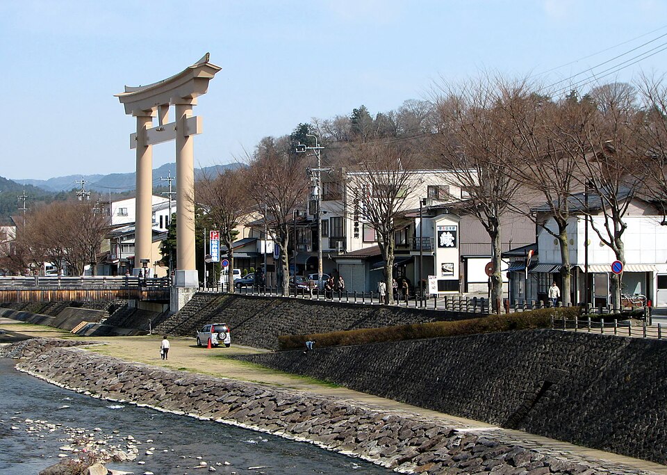 Fayl:Takayama-03.JPG