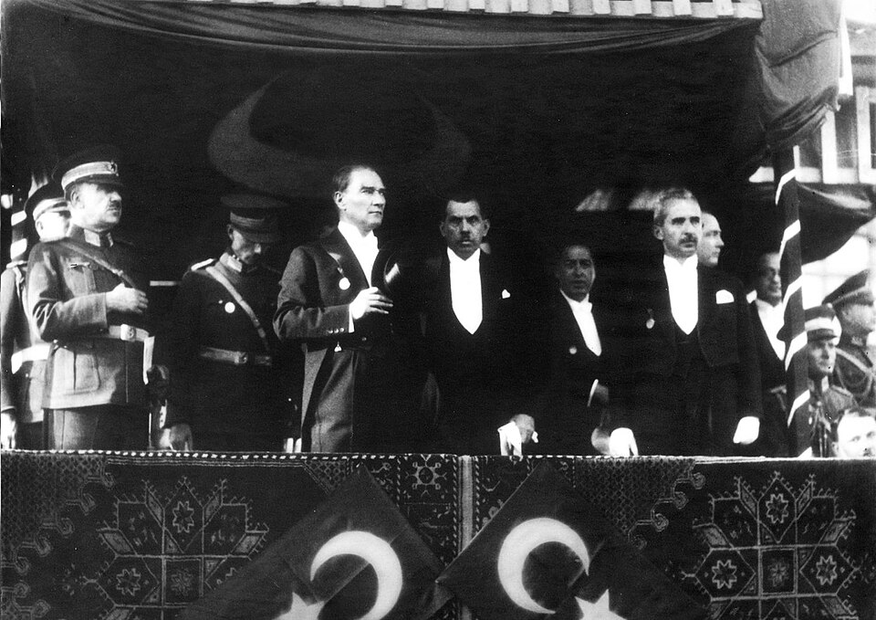 Fayl:10th Anniversary Speech.jpg