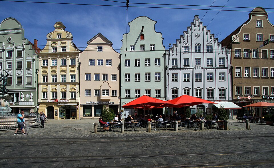 Fayl:Augsburg-216-Maximilianstr 25-35-gje.jpg