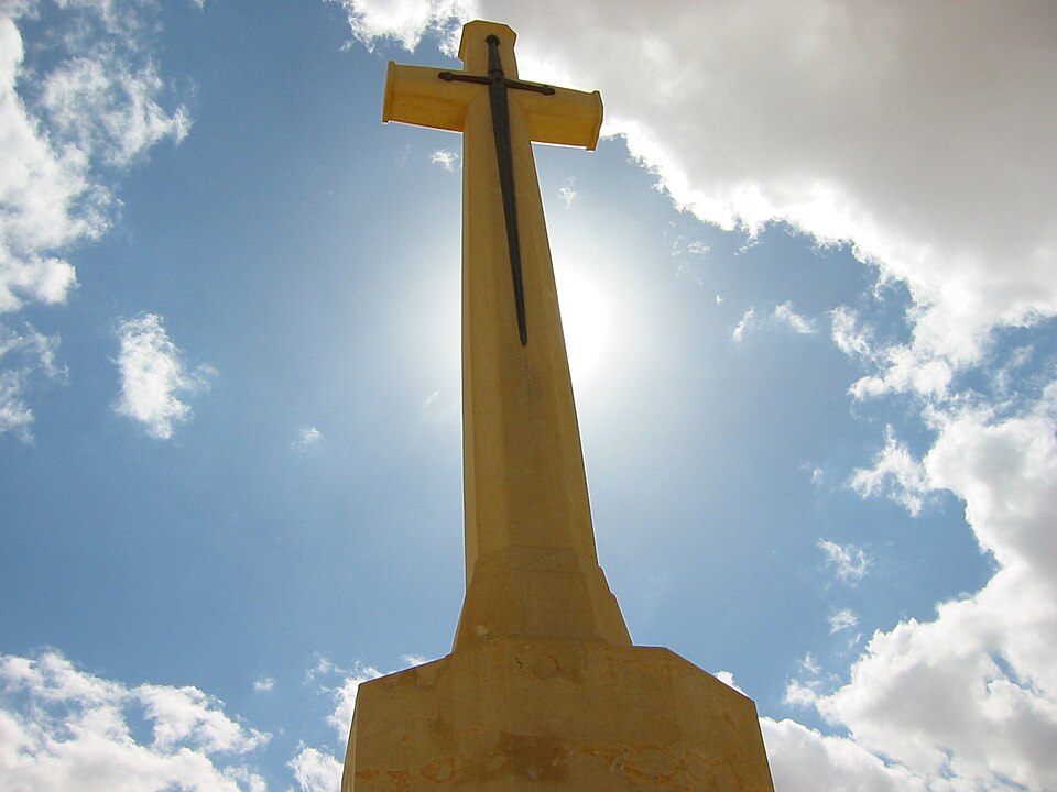 Fayl:El Alamein Commonwealth Denkmal.jpg