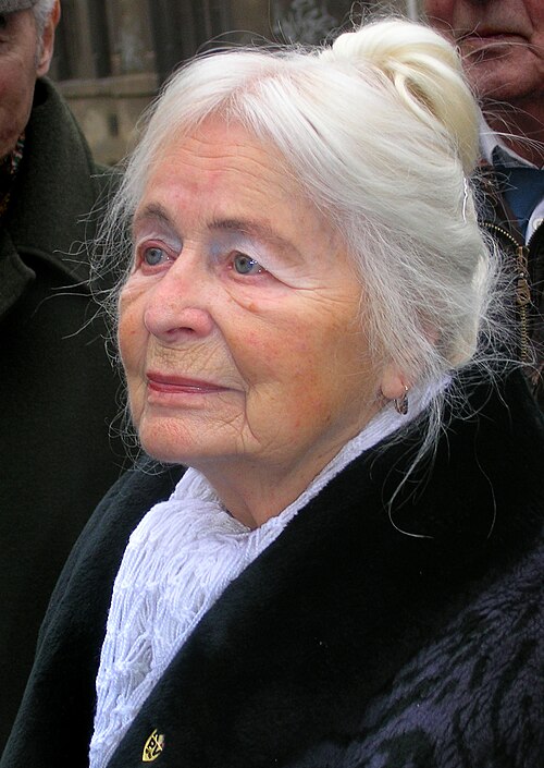 Fayl:Naděžda Kavalírová.jpg