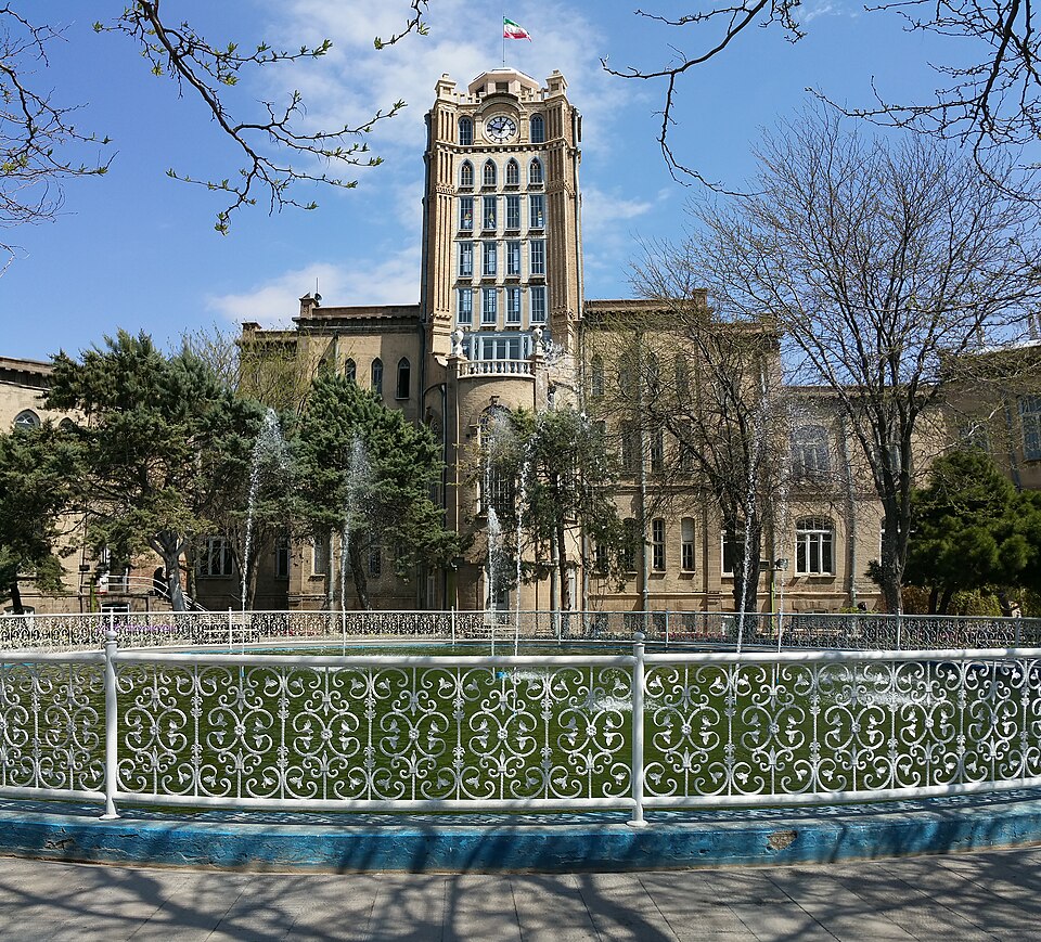 Fayl:Saat 4.jpg