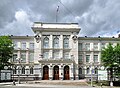 Universitetning asosiy binosi