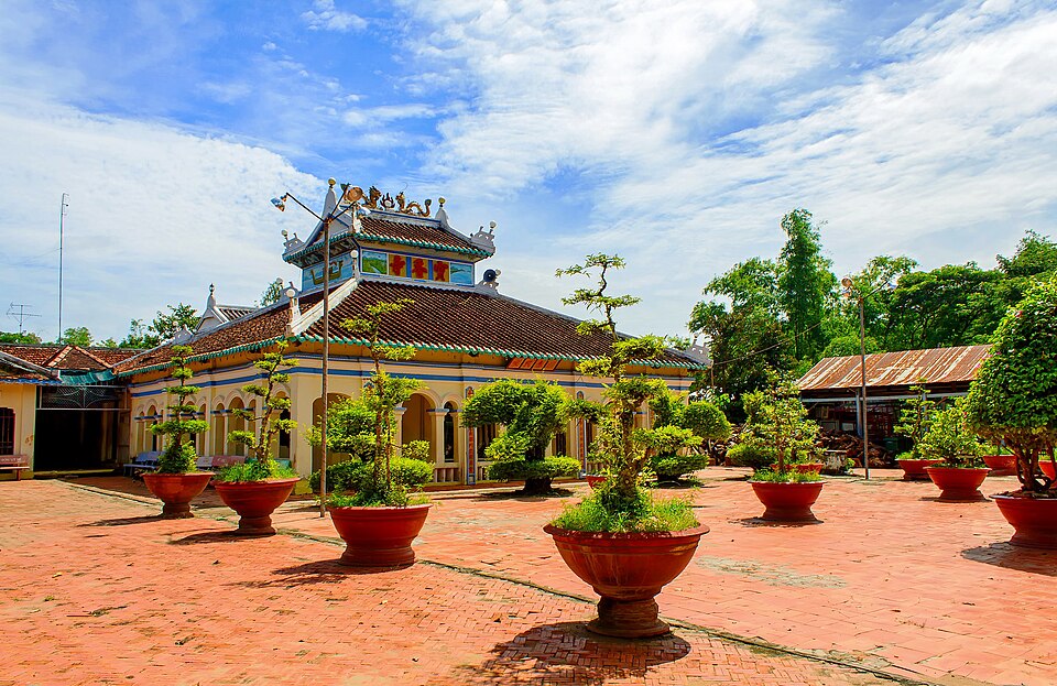 Fayl:Bửu Hương tự.jpg