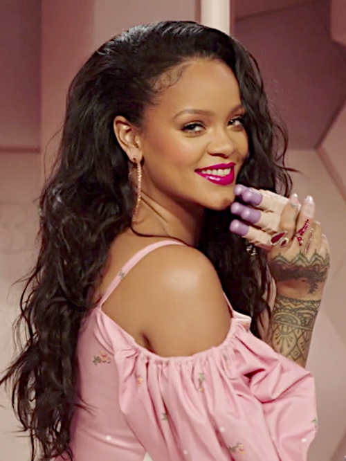Fayl:Rihanna Fenty 2018.png