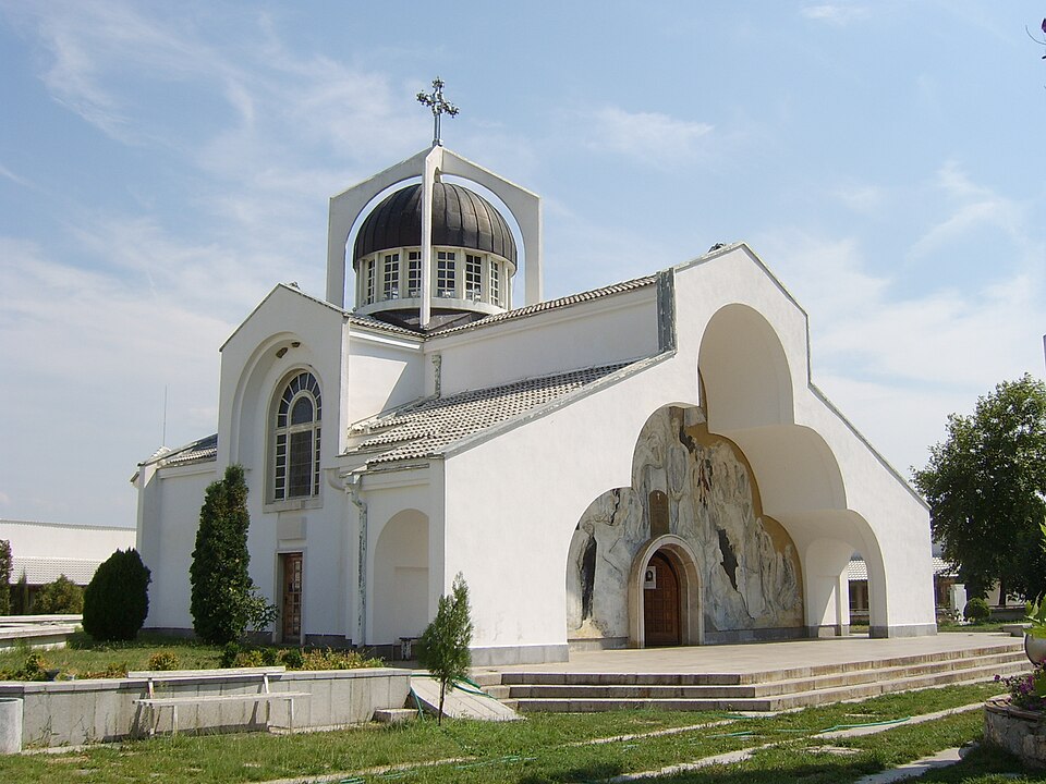 Fayl:Rupite-Temple-2.JPG
