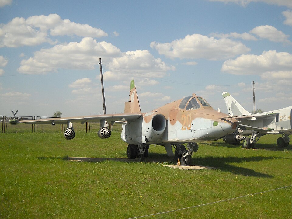 Fayl:Su 25.jpg
