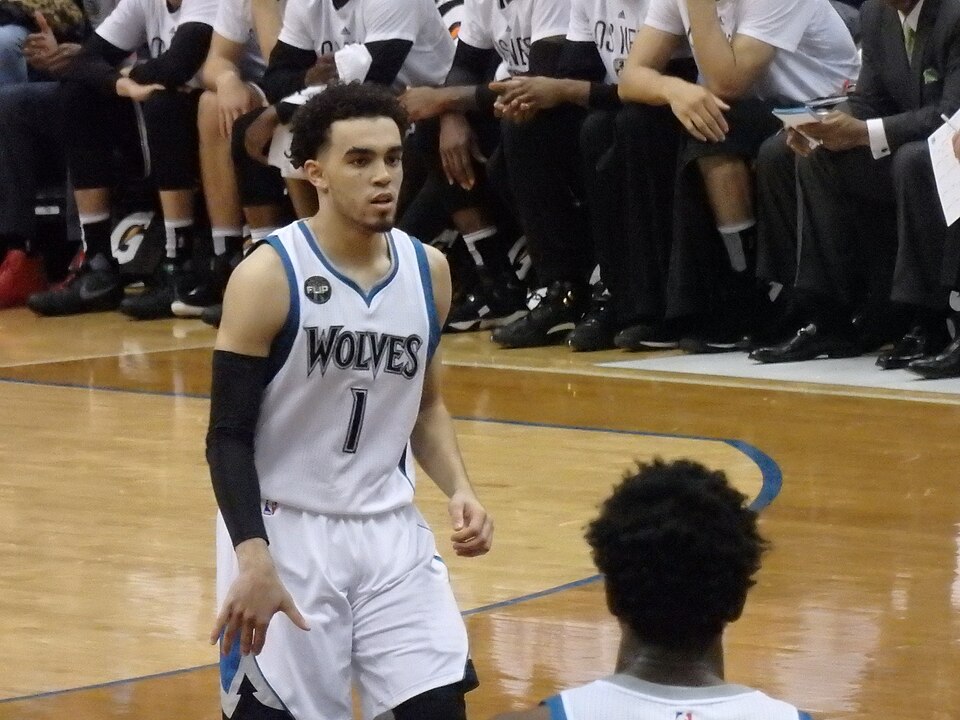 Fayl:Tyus Jones 2016.jpg
